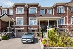 Att/Row/Townhouse in Pickering