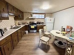 163 Fairglen Avenue Basement, Toronto E05, ON M1W 1A9