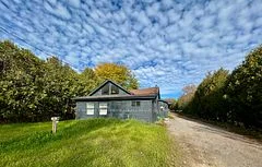 4474 Hill Street, Clarington, ON L0A 1J0