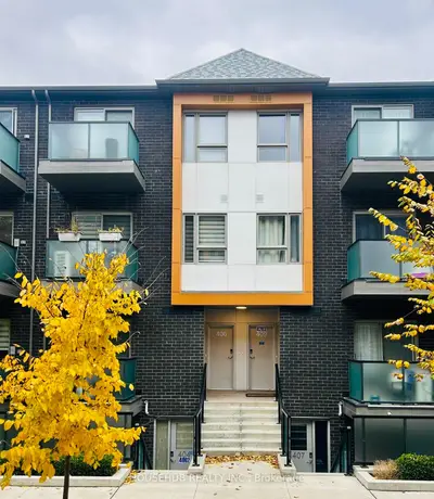 Condo Townhouse in Toronto