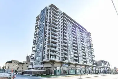 Condo Apartment in Pickering