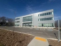 1707 Thornton Road N 201, Oshawa, On L1h 7k4