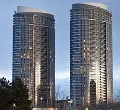 135 Village Green Square 2121, Toronto E07, ON M1S 0G4