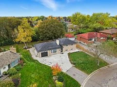 Detached in Oshawa