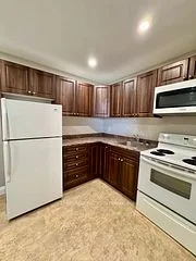 62 Bloor Street 1, Oshawa, On L1h 3m2