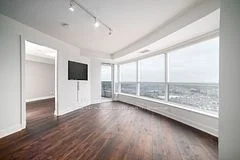 125 Village Green Square 3504, Toronto E07, ON M1S 0G3