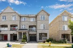 Att/Row/Townhouse in Ajax