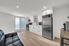 458 Crestwood Drive Lower, Oshawa, ON L1G 2R5