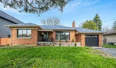 11 Garden Park Avenue, Toronto E07, ON M1S 1Z8