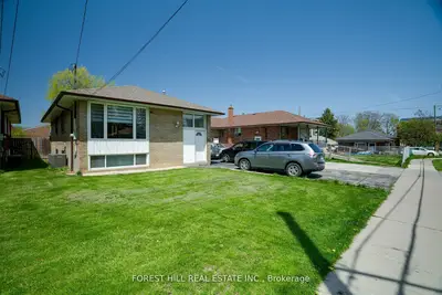 Detached in Toronto