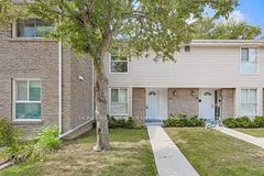 570 Waverly Street N 32, Oshawa, ON L1J 5Y3