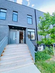 1720 Simcoe Street N 5, Oshawa, ON L1G 4X9