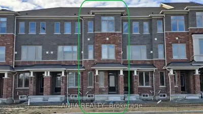 Att/Row/Townhouse in Pickering