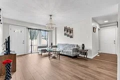 1333 Mary Street N 35, Oshawa, ON L1G 6Z3