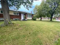 38 By Pass Court Bsmt 2, Toronto E05, ON M1T 1L1