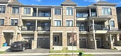Att/Row/Townhouse in Oshawa
