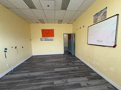 41 Metropolitan Road 104, Toronto E04, On M1r 2t5