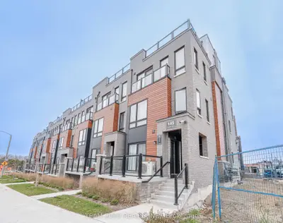 Condo Townhouse in Toronto