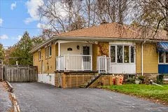731 Annland Street Lower, Pickering, ON L1W 1B5