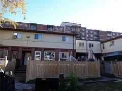255 Porter Street 18, Oshawa, ON L1J 1N3