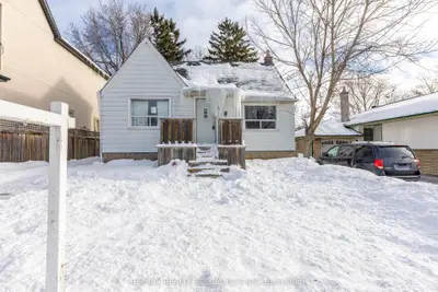 1021 Pharmacy Avenue, Toronto E04, ON M1R 2G8