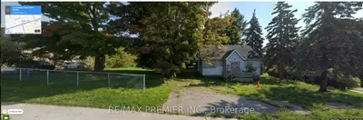 723 Dundas Street W, Whitby, On L1n 2n3