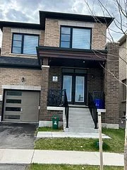 133 Micklefield Avenue Basement, Whitby, ON L1P 0L3