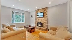 979 Copperfield Drive Main & 2nd Flr, Oshawa, ON L1K 2E9