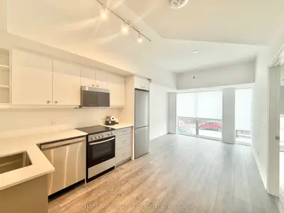 Condo Apartment in Toronto