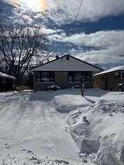 181 Southlawn Avenue Main, Oshawa, ON L1H 3Y5