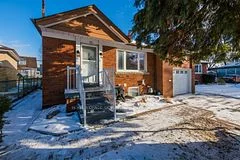 Detached in Toronto