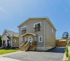 308 Nassau Street, Oshawa, ON L1J 4A8