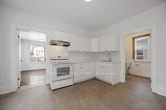 140 Elgin Street E RM 6, Oshawa, ON L1G 1T3