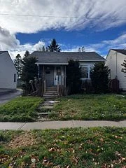202 Nassau Street, Oshawa, ON L1J 4A5