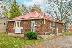 221 Liberty Street N, Clarington, ON L1C 2M6
