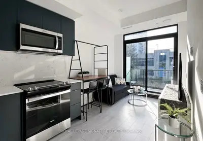 Condo Townhouse in Whitby