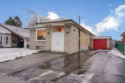 Detached in Toronto