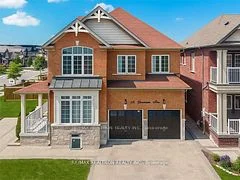 460 Gulfstream Avenue, Oshawa, ON L1H 7K4