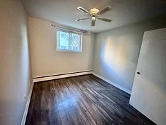 3-333 Gibb Street, Oshawa, ON L1J 1Z1