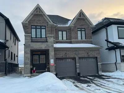Detached in Oshawa