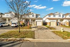 332 Swindells Street, Clarington, ON L1C 5G9