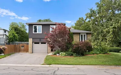 Detached in Oshawa