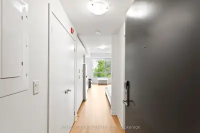 1800 Simcoe Street N 307, Oshawa, On L1g 0c2
