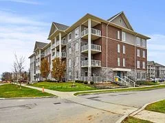 290 Liberty Street N 201, Clarington, ON L1C 0V5