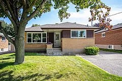 325 Poplar Street Main, Oshawa, ON L1H 6P6
