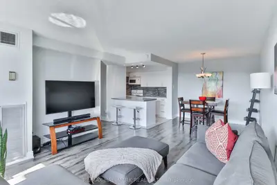 Condo Apartment in Toronto