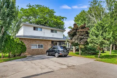 Duplex in Clarington