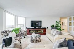 2460 Eglinton Avenue E 1516, Toronto E08, ON M1K 5J7