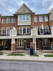 20 Mendelssohn Street 4, Toronto E04, ON M1L 0G8