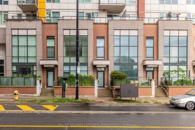 Condo Townhouse in Toronto